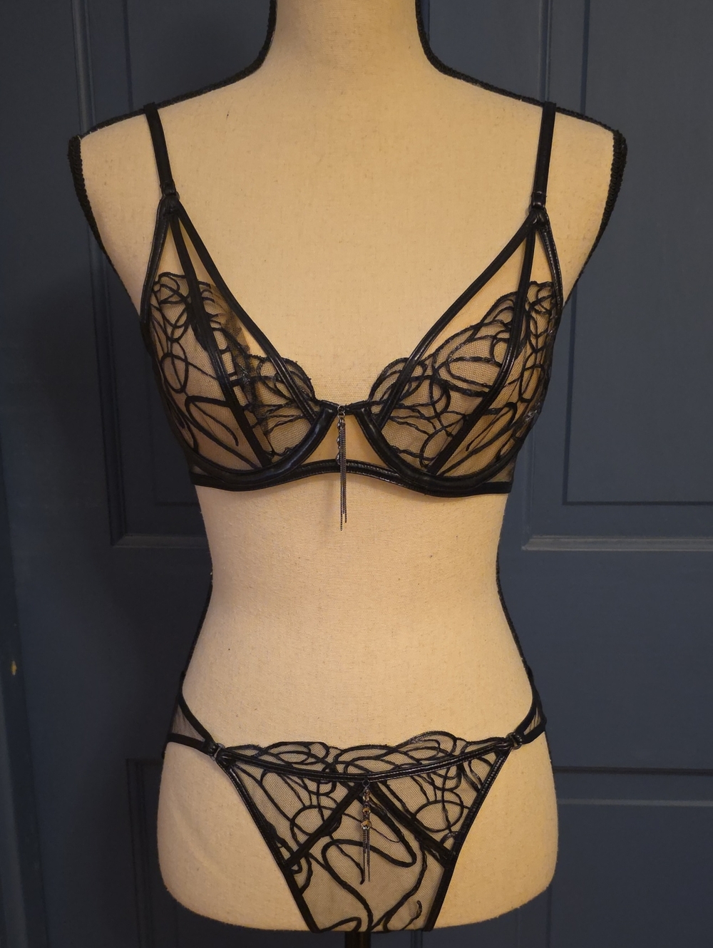 NWT Honey Birdette Black Mesh & Faux Leather Two-Piece Bra & Panty Set 34B & Med